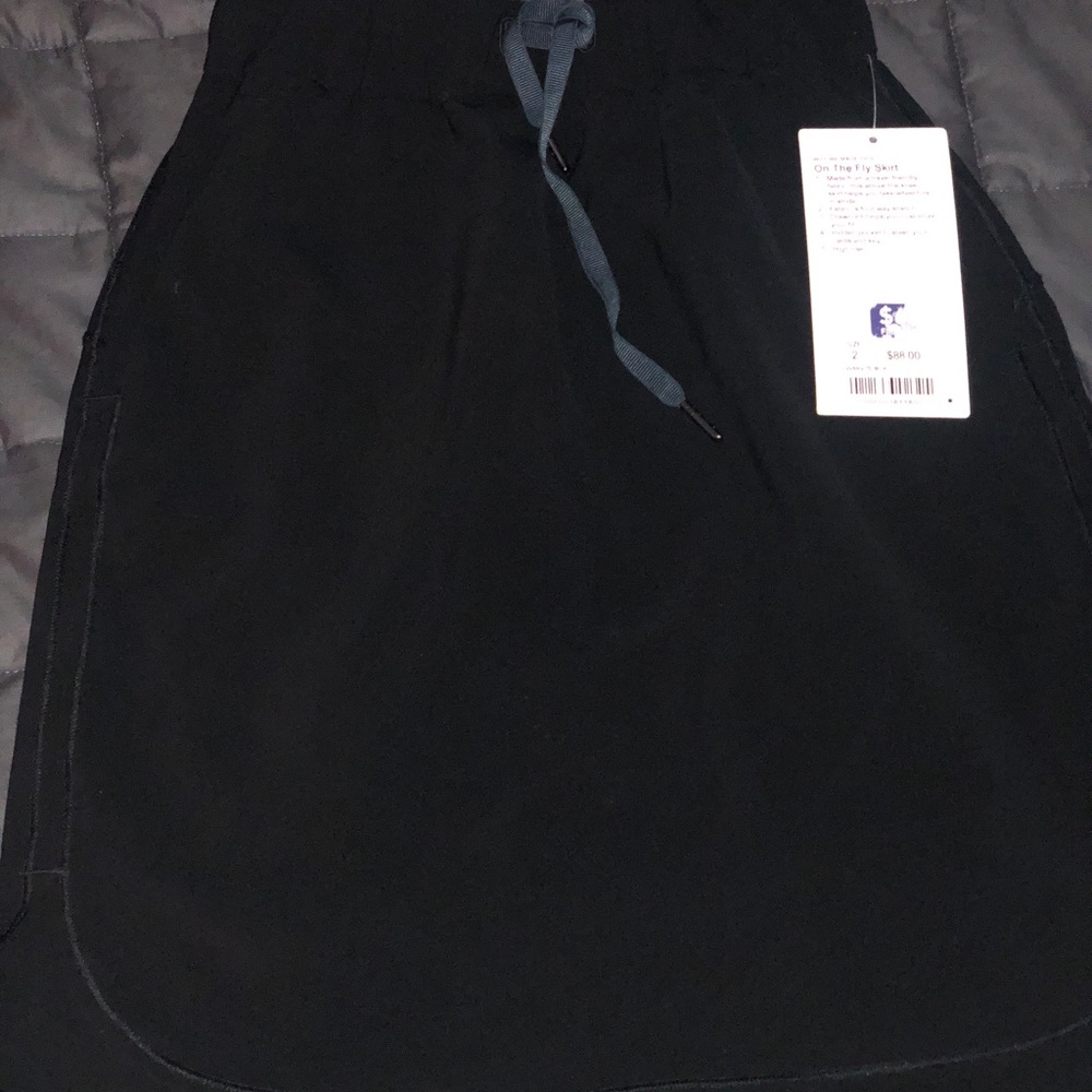 On the fly skirt size 2 black.